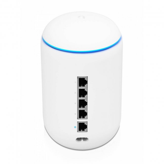 Ubiquiti UniFi Dream Machine UDM (WiFi AP, 4-Port Switch, Security Gateway) 802.11ac Wave 2, 4x4 MU-MIMO Technology 