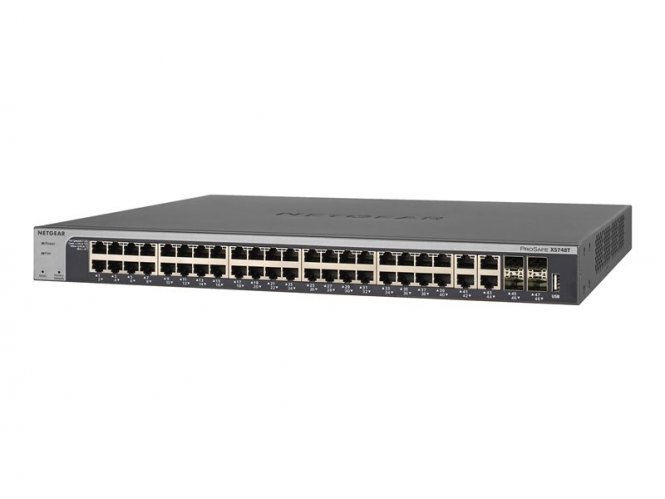 Netgear 48Port Switch 100/1000/10000 XS748T 10-Gigabit Ethernet Smart Switch 