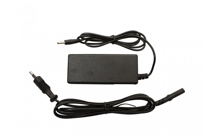 CoreParts Power Adapter for Asus - disponible 48 / 72h