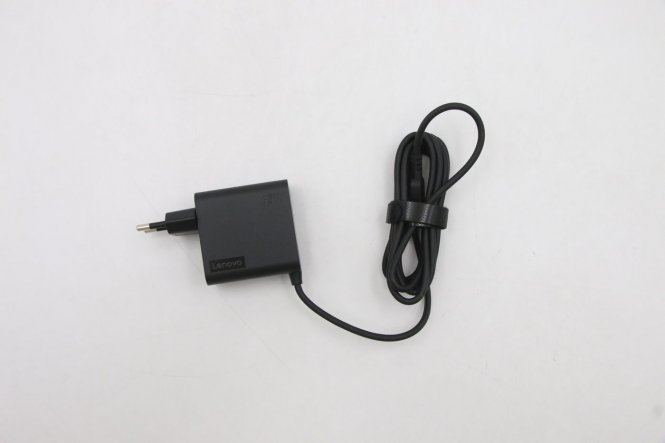Lenovo 65W USB Type-C AC power 
