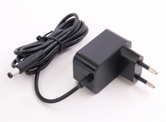 CoreParts Power Adapter 12W 12V 1A - disponible 48 / 72h